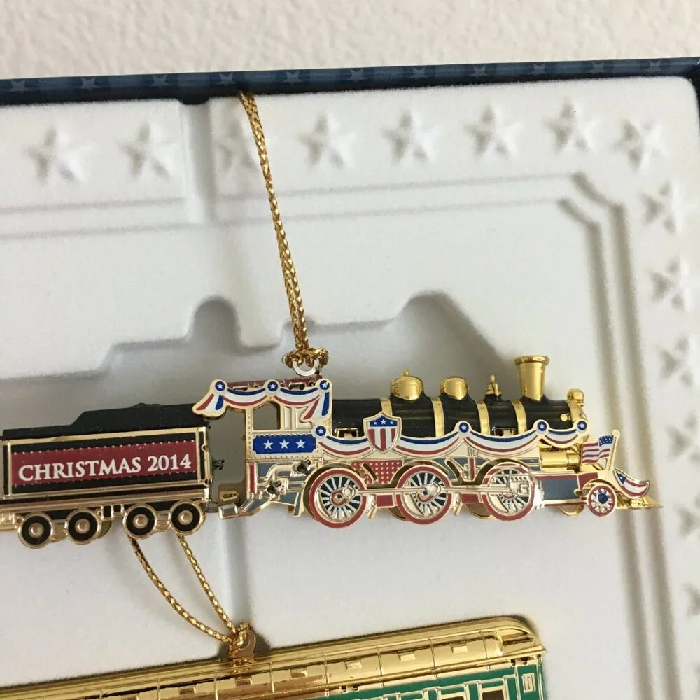 2014 White House Historical Association Christmas Ornament Train NEW!
